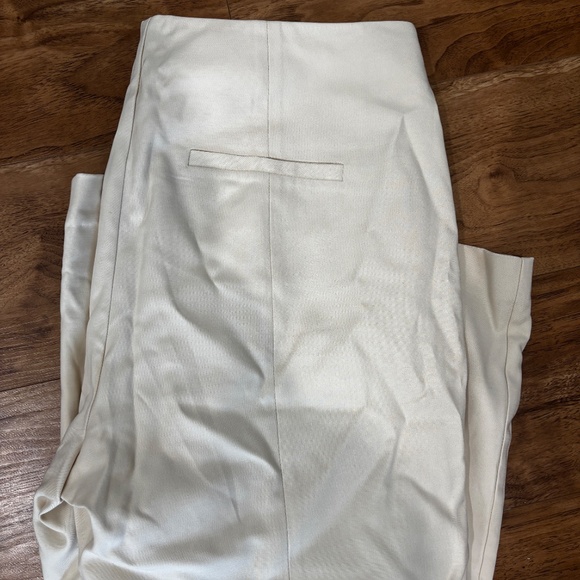 NWT Trina Turk Carillo 2 Pant | Size 14 | Light Tan/Cream | Brand New - Picture 4 of 4